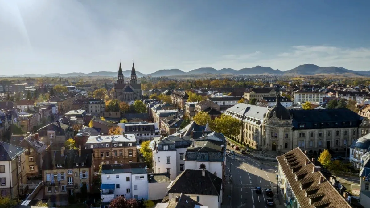 Panorama von Landau in der Pfalz mit Blick auf die Südpfalz – Fensterbauer Landau